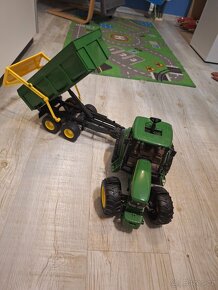 Bruder traktor John Deere - 2