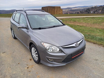 Hyundai i30CW 1,6i Klima+alu.kola+ROZVODY - 2