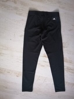 Sportovní kalhoty, leginy Adidas - 2