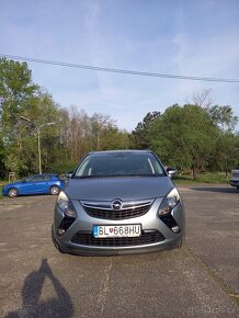 OPEL ZAFIRA 1.4i 16V AUTOMAT 7-mist - 2