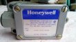 Koncový mikrospínač Honeywell BAF3-2RN2-RHPG - 2