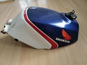 Honda VF 750 F - 2