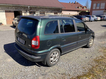 Opel Zafira 1.8 16V, benzín - 2