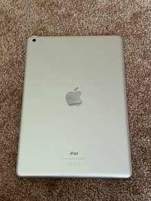 iPad 10.2 64GB Wi-Fi stříbrný 2021 - 2