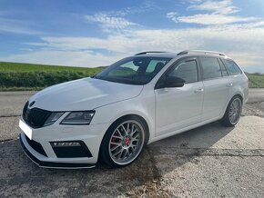 Škoda Octavia Combi 2.0TDI RS DSG - 2