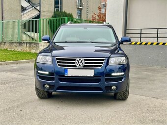 Volkswagen Touareg - 2