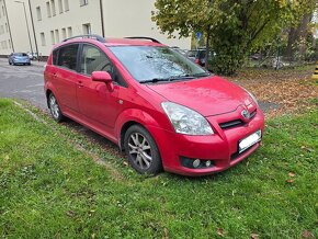 Toyota Corolla Verso 2.2 D4D 100kw rok 2009, 7 místné, tažné - 2