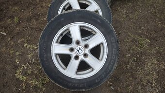 ALU Honda 15" zimní pneu 195/65/15 - 2