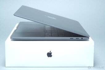 ZÁRUKA/Macbook Pro 13.3" TB/I5 3.1GHZ/16GB RAM/256GB SSD/ - 2