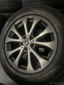 Original zimní Mercedes GLC r18 5x112 + Pirelli 235/60/18 - 2