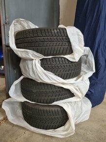 Pneumatiky zimní 225/45 R19 V XL - 2