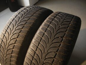 Zimní pneu Bridgestone 235/60R18, možnost přezutí - 2