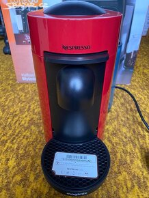 Kavovar Nespresso Vertuo Plus Cherry Red (nový) - 2