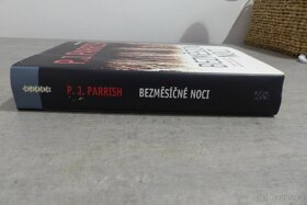 P. J. Parrish - Bezměsíčné noci - 2