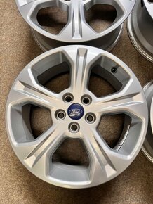 5x108 R17 originál alu Ford Kuga - senzory - 2