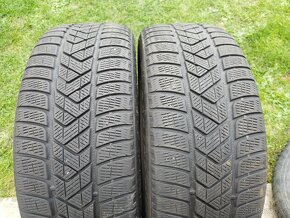 Pneu Pirelli 235/55/19 zimní - 2