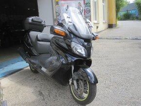 Suzuki Burgman 650 - 2