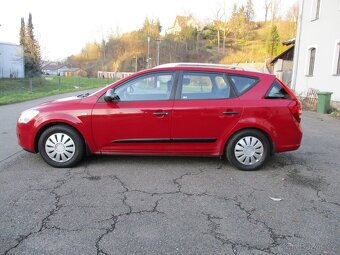 KIA CEED 1.4 i -  KOMBI , 1 Majitel - 2