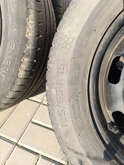 Pneu s disky 185/65 R15 - 2