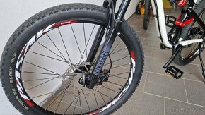 Specialized camber elite 26" (L) - 2