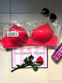 NOVÁ Victoria´ s Secret luxusní podprsenka US34DD - 2