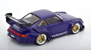 Porsche 911 (993) RWB - 2