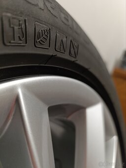 Sada kol Alu Škoda s letními pneu Pirelli - 2