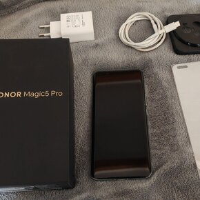 Honor Magic 5 Pro 12GB/512GB záruka rok - 2