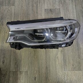 Levé adaptabilní světlo LED BMW řada 5 G30 G31 - 2