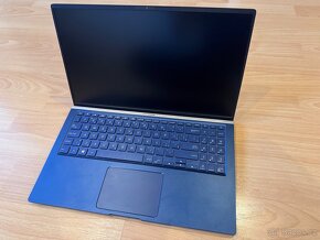 Asus Zenbook 15, UX533 - 2