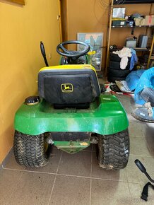 John Deere lt166 - 2