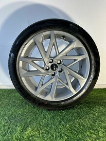 Alu kola 5x114.3 R20 s letním pneu (new) - 2