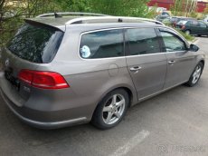 VW Passat B7 2,0tdi 103kw HIGHLINE - 2