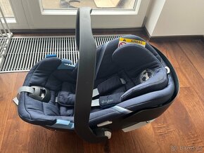 Cybex Aton 5 + isofix báze - 2