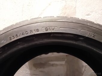 2x zimní pneu Michelin 235/40 r18 - 2