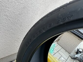 Pneu 225/40 R19 nové letní - 2