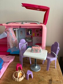 Barbie karavan - 2