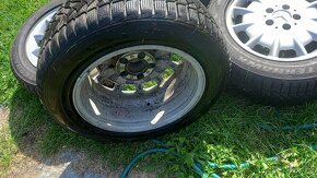 4 x originál disky na Mercedes  se zimními pneu Firestone - 2