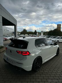 VW GOLF 8R-Performance - 2