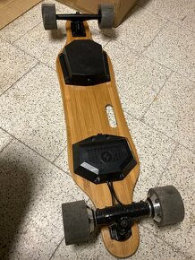 Elektrický skateboard EcoWheel H2B- 40km/h, 22km - 2