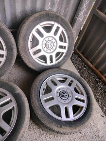 4ks.alu disky orig. VW 5x100 r16 - 2