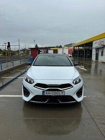 Kia Proceed 1.5 T-GDI 7DCT - 2