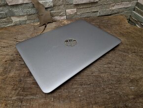 95) HP EliteBook 820 G3 - i5-6300U, 8GB, 256GB SSD, 12,5" HD - 2