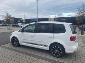 Volkswagen Touran 130 kW DSG - 2