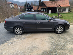 Passat B6 2.0 TDI 103 KW 4motion bouraný - 2