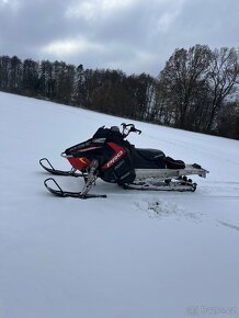 Sněžný skutr Polaris 800 RMK - 2