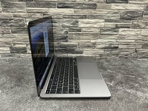 MacBook Pro 13 2020 i5 / 8GB / 256GB - 2