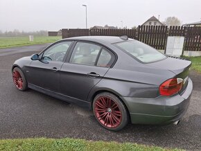 Bmw e90 320D - 2