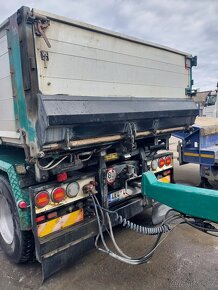 Volvo 520 8x4 - 2