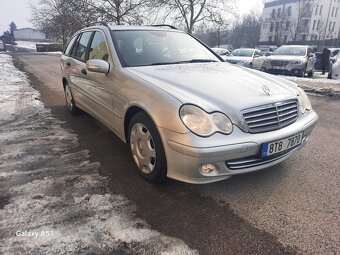 MERCEDES 203 220CDI.11OKW. - 2